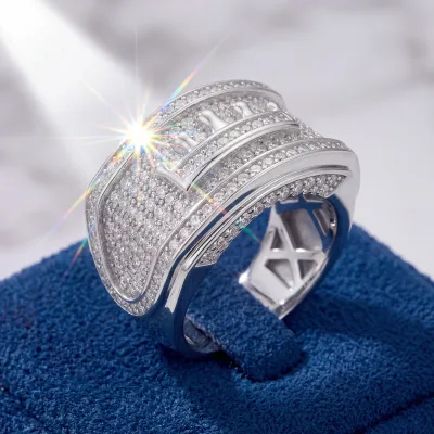 Bague couronne à zircons cubiques pour homme