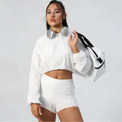 Ensemble de yoga trois pièces en polyester