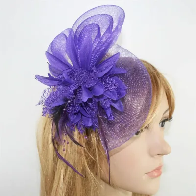 Fascinateur fleur en plumes et perles – image 2
